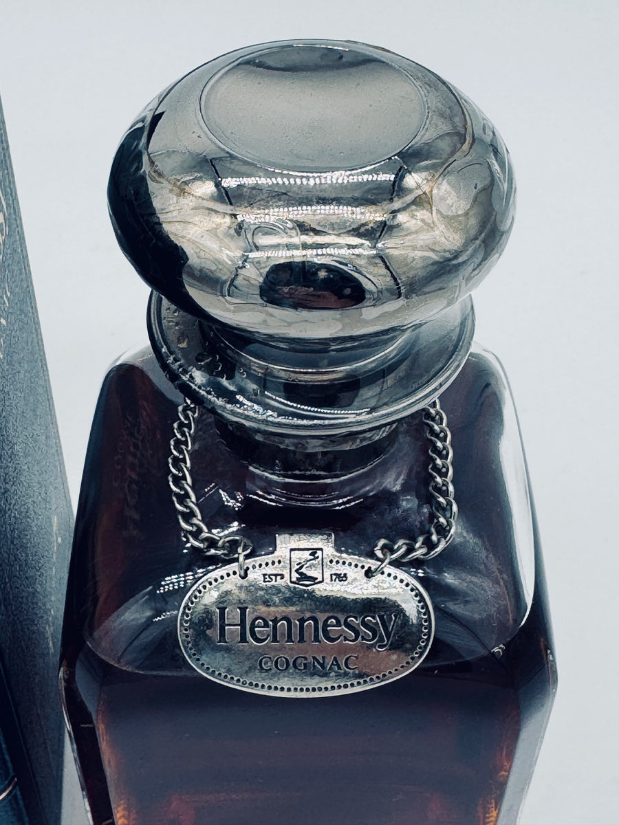 Hennessy Cognac Library Tome Blue Book (700ml) – Whisky Trade