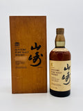 Yamazaki Suntory Pure Malt The "Golden Lion" label (760ml)