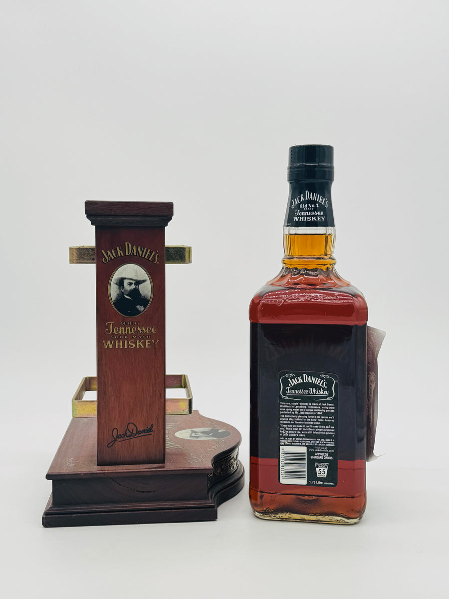 Jack Daniel's old No.7 Cradle in Old Version (1750ml) – Whisky Trade