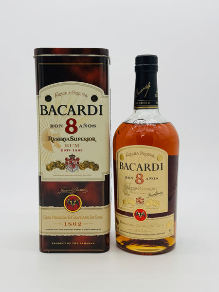 Bacardi 8 Anos Rum "Old version" (1000ml)