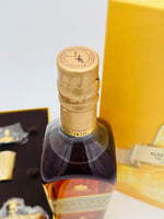 Johnnie Walker Gold Label Reserve Limited Edition 'Free Gift: Whisky Flask' (750ml)