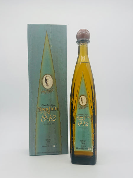 Don Julio 1942 old version Bottle# 211780 (750ml)