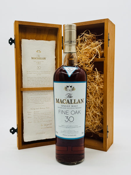 Macallan 30 Year Old Fine Oak Wooden Box (700ml)